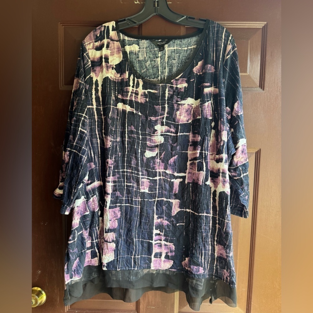 Simply Vera Vera Wang NWT floral 3/4 sleeve blouse